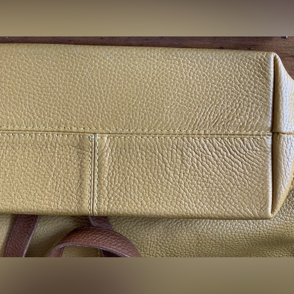 Italian Leather Shoulder Bag: Handmade Elegant Shopper Tote by LussoinPelle - Picture 9 of 11